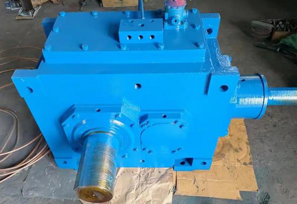Characteristics and application areas of B3SH03 reducer mechanical direct axis high-power gearbox for gearbox maintenance Characteristics and application areas of B3SH03 reducer mechanical direct axis high-power gearbox for gearbox maintenance
