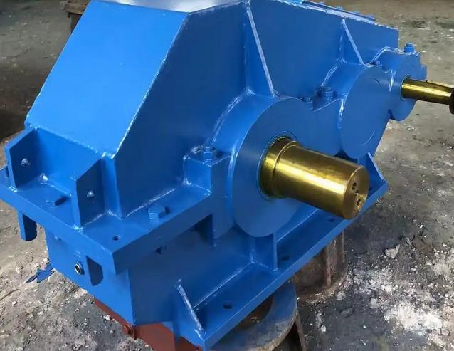 Method for reducing noise of ZQ1000-10.35-VI soft tooth surface horizontal reducer for general chemical machinery Method for reducing noise of ZQ1000-10.35-VI soft tooth surface horizontal reducer for general chemical machinery