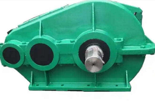 How to determine the lubrication cycle of the ZQ400-16-3Z reducer in a high humidity environment How to determine the lubrication cycle of the ZQ400-16-3Z reducer in a high humidity environment